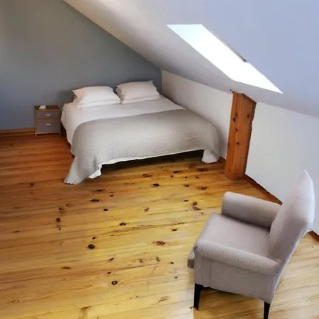 Cosy A 2 Pas Des Caves Basilique Apartment Reims