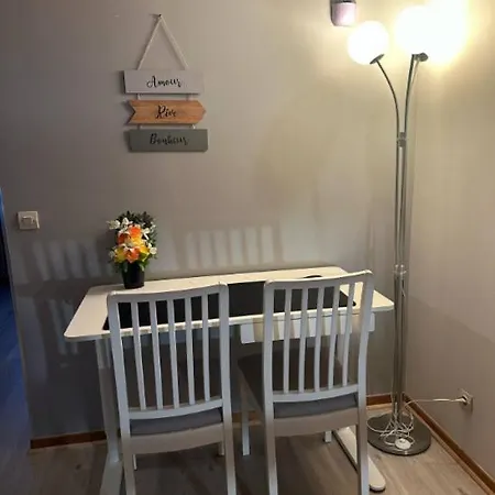 Cosy A 2 Pas Des Caves Basilique Apartment *