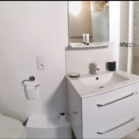 Apartment Cosy A 2 Pas Des Caves Basilique *