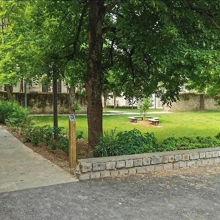 Apartamento Cosy A 2 Pas Des Caves Basilique Reims